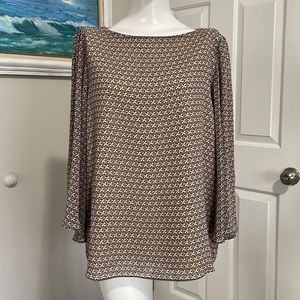 Wide sleeve blouse